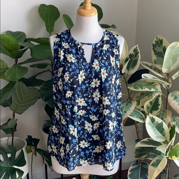 marybelle Tops - Sleeveless Floral Top 🌸